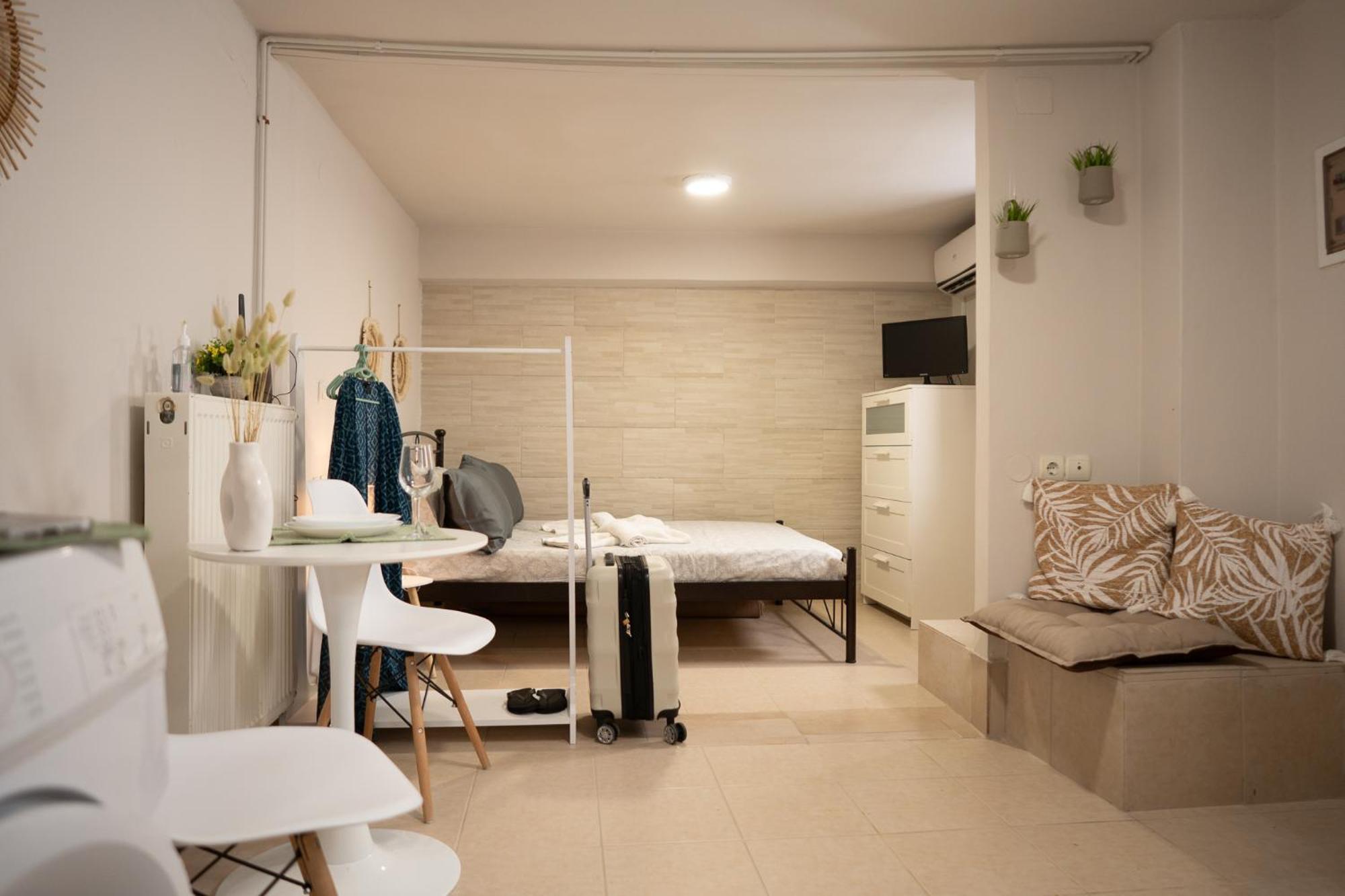 Jasmine House By Panagia Of Petra Apartment Екстериор снимка