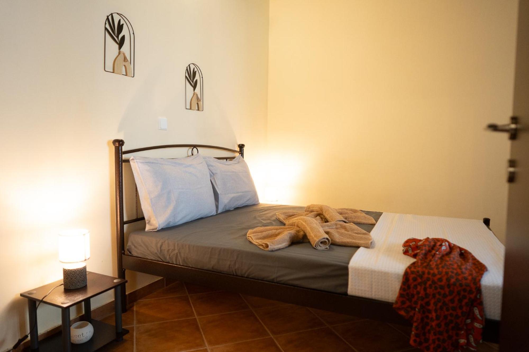 Jasmine House By Panagia Of Petra Apartment Екстериор снимка
